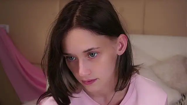 EdlinHargus' Live XXX Chat