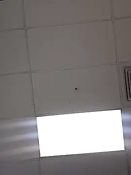 Živý XXX chat RETURNOFTPNUTS