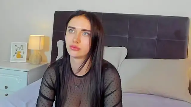 Chatroom XXX en direct de KellyWhites