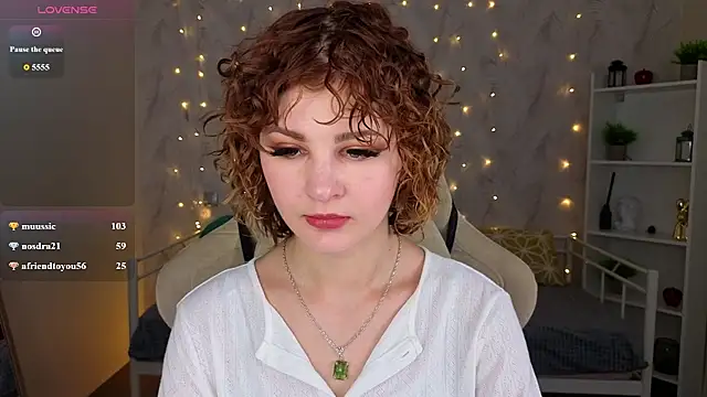 Chatroom XXX en direct de Kira__Fluffy