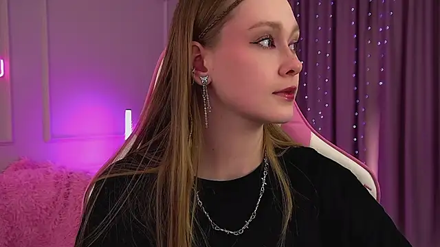 AgataFoxleyn Live XXX chat