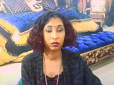 XXX chat uživo modela IndianSexyButt