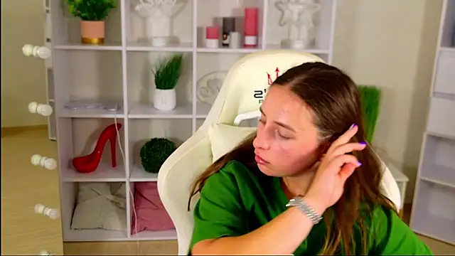 NadinnL's Live XXX Chat