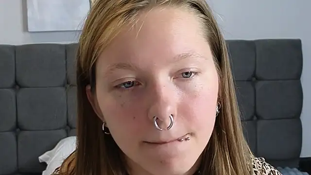 LauraLowe 라이브 XXX 채팅