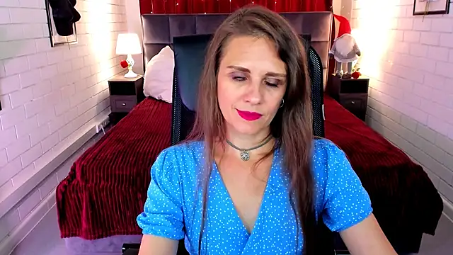 EmiliaBedy Chat XXX in diretta