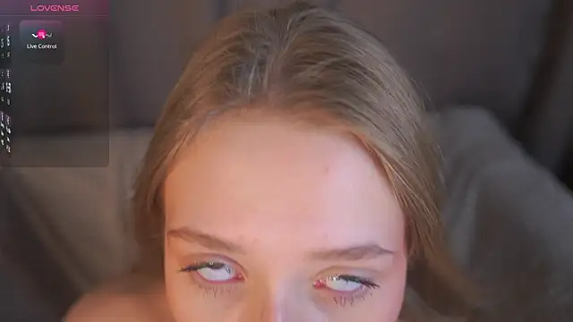 Živý XXX chat JannieMayzes