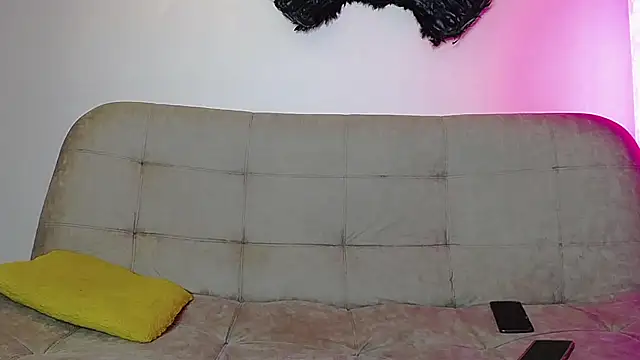 Ruby-Kai লাইভ XXX চ্যাট