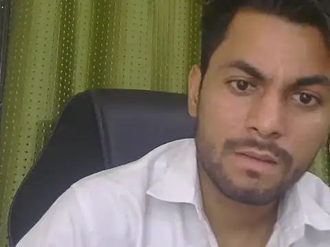 دردشة Stubborndesiboy الجنسية المباشرة