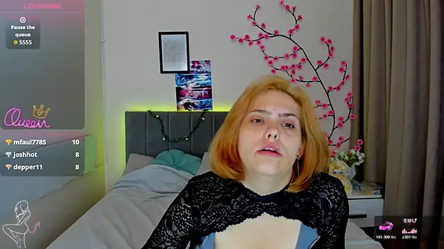 DellaRows 现场XXX聊天