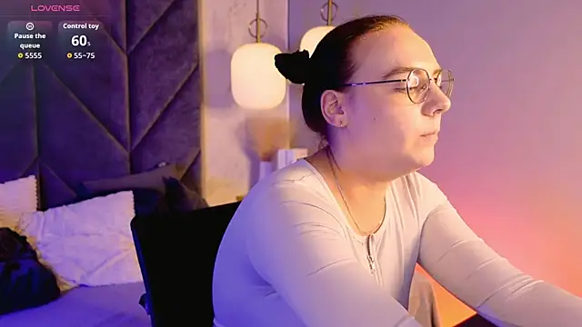 Candy_Queen__ XXX чат на живо