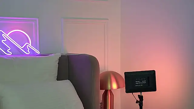 MeganStrane 现场XXX聊天
