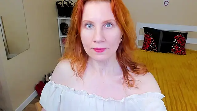 FoxySophia Adlı Modelin Canlı XXX Sohbeti