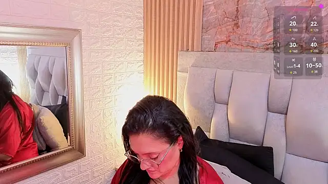 XXX chat uživo modela AndreinaLopezz