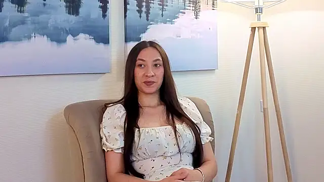 دردشة JinnyMenzella الجنسية المباشرة