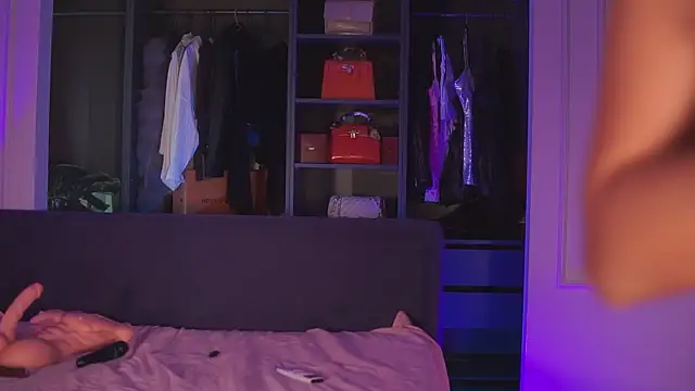 Monique_Celeste Chat XXX live