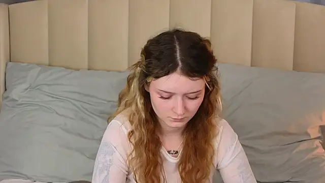 AlyssFrost Live XXX Chat