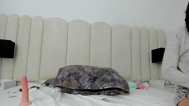 CoralRuiz লাইভ XXX চ্যাট