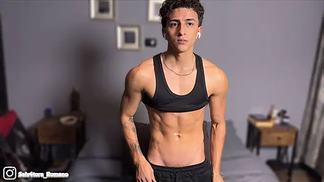 salvatore_romanoo Chat XXX in diretta