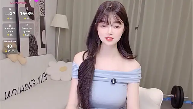 uikyy1 Live XXX-chat