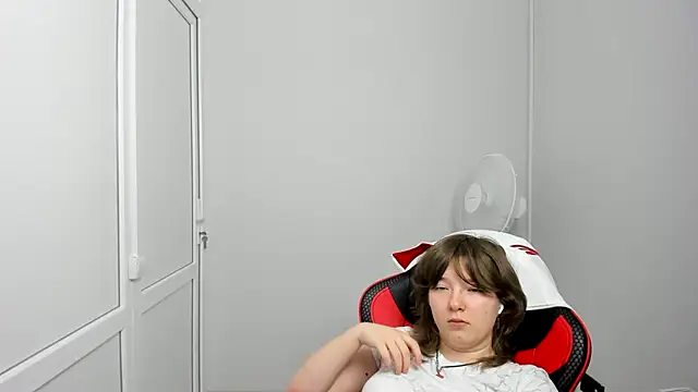 HachiYume Chat XXX in diretta