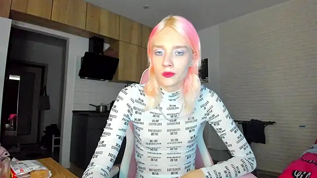 Chat +18 de _Alice_Kitty ao vivo