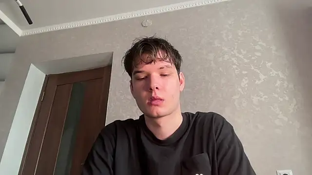 tomasdickpick: онлайн-секс-чат