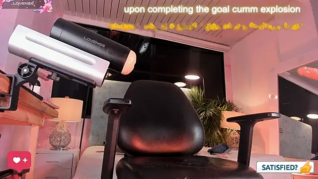 Czat XXX na żywo – JESSI_NAOMI