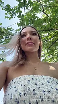 Chat XXX ao vivo de -HollyWay-
