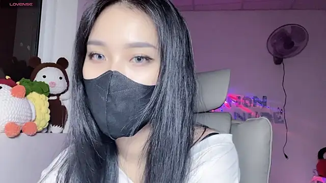 Tieu-May 即時 XXX 聊天