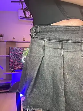 saracaball_ Adlı Modelin Canlı XXX Sohbeti