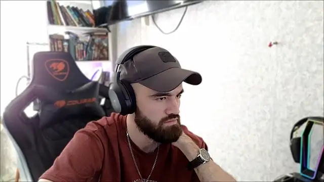 Chat +18 de _Serious_Man ao vivo