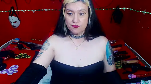 MATURE_Randy's Live XXX Chat