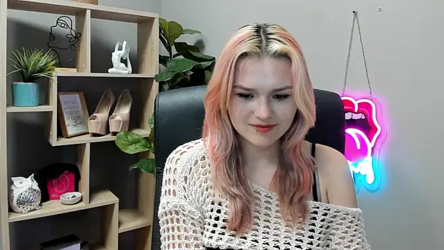 Chat +18 de SweetLilyxo ao vivo