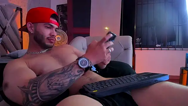 Vincentblack Adlı Modelin Canlı XXX Sohbeti