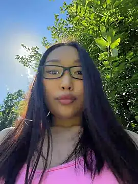 trytomakememoam's Live XXX Chat