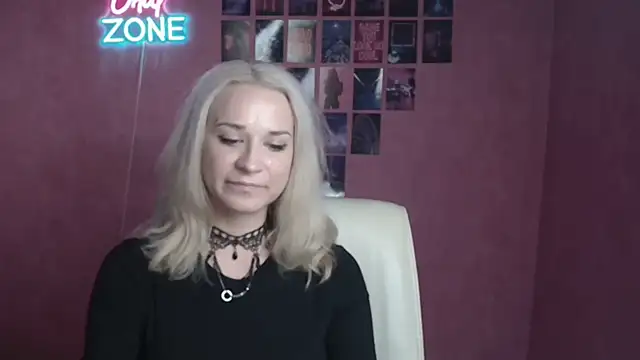 Melodie_Aster: онлайн-секс-чат