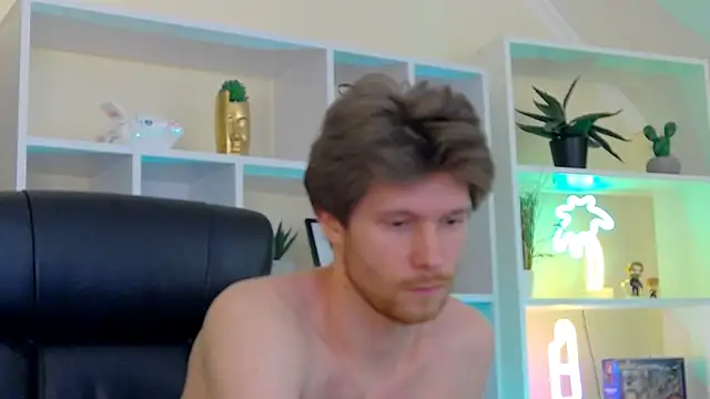 Chat XXX en directo de Eddie_Baker
