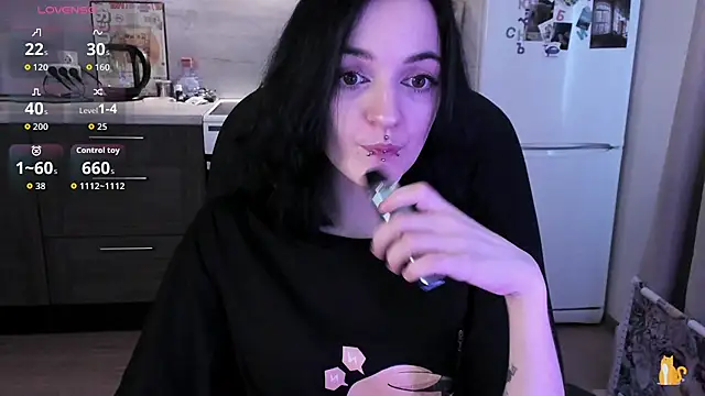 miura_moon: онлайн-секс-чат