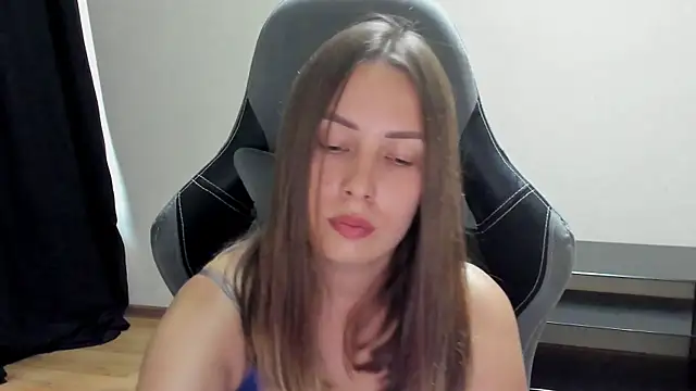 Mia_shy1n Live XXX chat