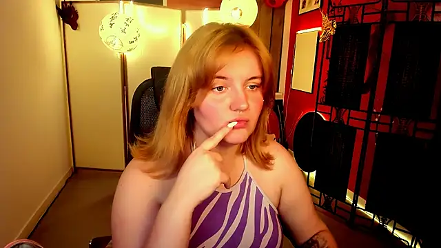 KathyBriggs' Live XXX Chat