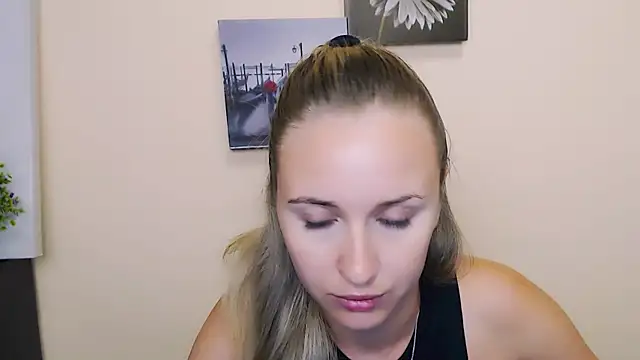 _Nicole_newn Live XXX chat