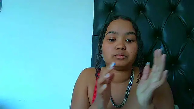 indianaphrodite1's Live XXX Chat