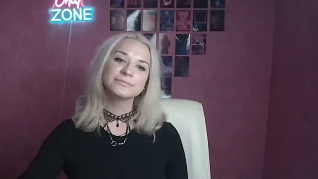 Melodie_Aster: онлайн-секс-чат