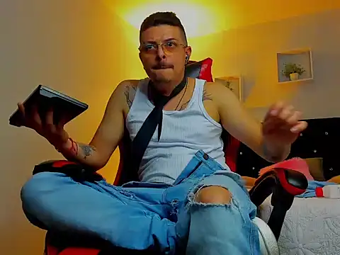 Chat +18 de Leo_Hunt_ ao vivo