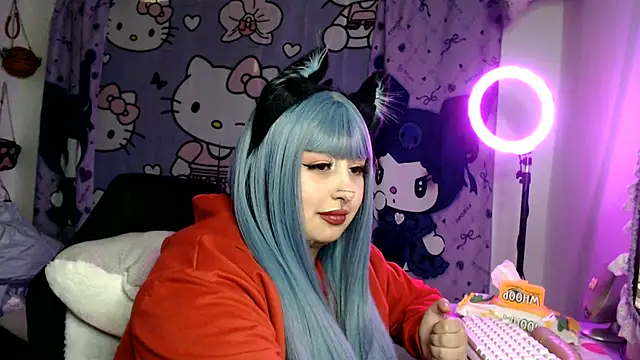 Chatroom XXX en direct de lussyevans24