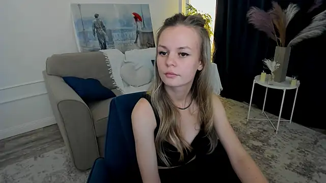 MidnighteAura Adlı Modelin Canlı XXX Sohbeti