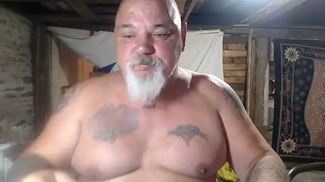 Chat XXX en directo de Newfiesausage1972