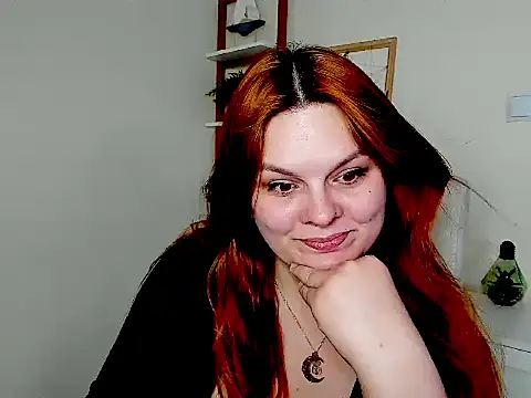 GingerKitten1 Adlı Modelin Canlı XXX Sohbeti