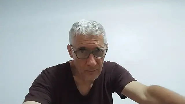 BIGUNCUTHARDCOCK – Naživo XXX chat