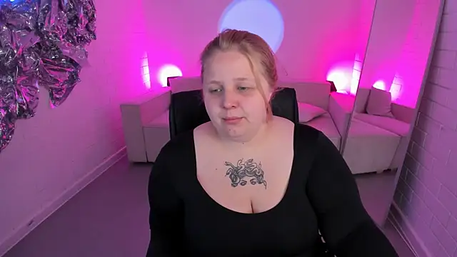 SladaDell's Live XXX Chat